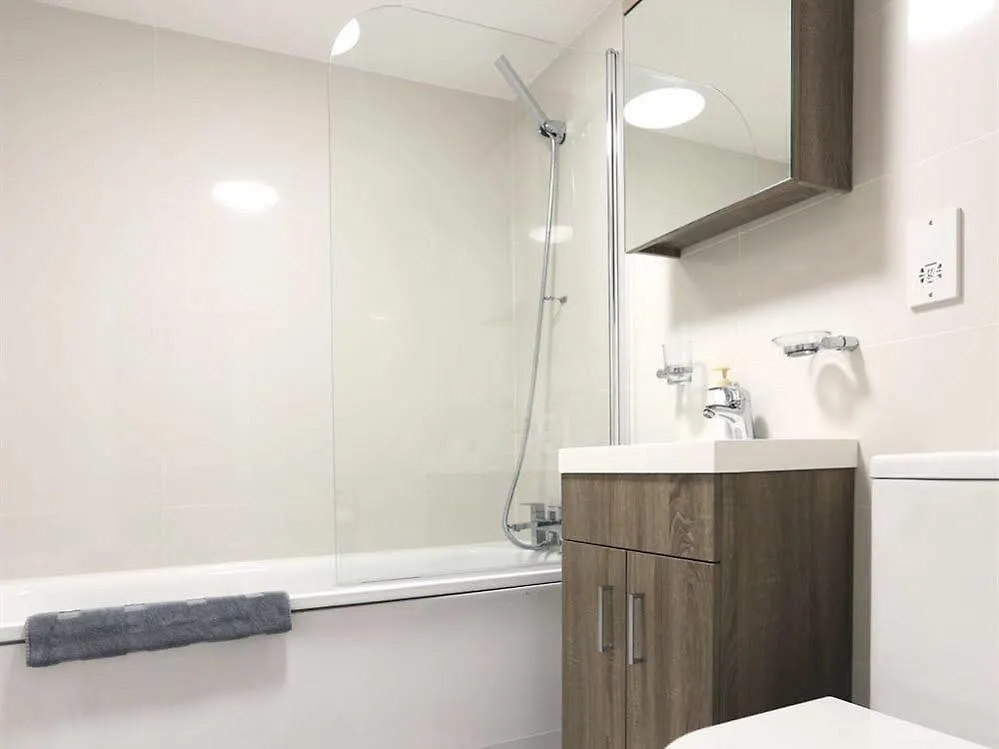 Radalco Apartments Hounslow 0*,  United Kingdom