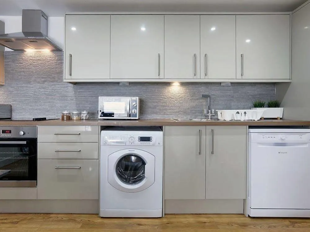Radalco Apartments Hounslow