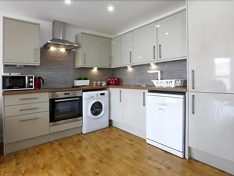 Radalco Apartments Hounslow